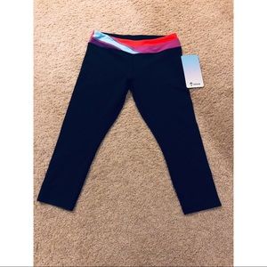 NWT! Ivivva Rhythmic Crop Qlt. Size 14